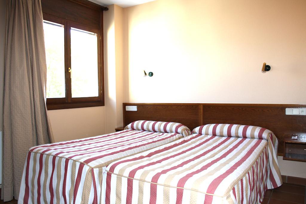 Apart-Hotel Selva Nevada La Virgen de la Vega Екстер'єр фото